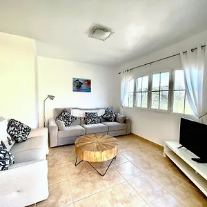 2 Bedroom On The Golf Course With Amazing Views Apartment Caleta De Fuste